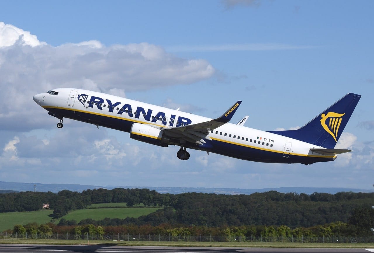 ryanair contact