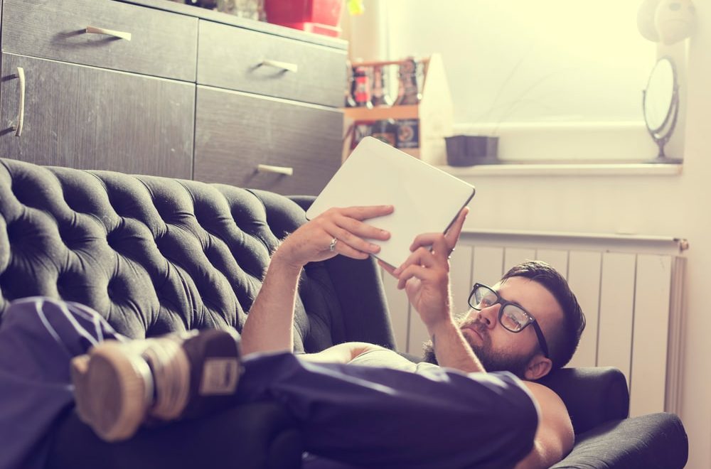 couchsurfing
