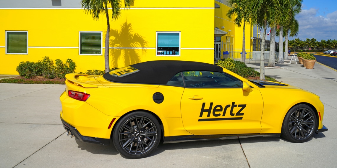 Comment contacter Hertz Locations?