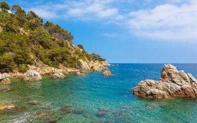 DÉCOUVREZ LES TRÉSORS DE LLORET DE MAR SUR LA COSTA BRAVA