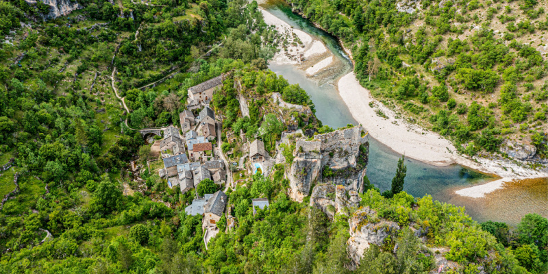 gorges du tarn village